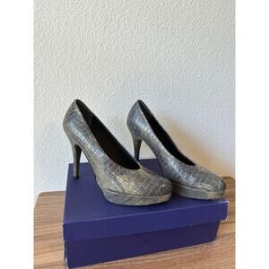 Stuart Weitzman Tejuscuston Pumps Khaki Tejus Nappa Size 6.5 – With Box
